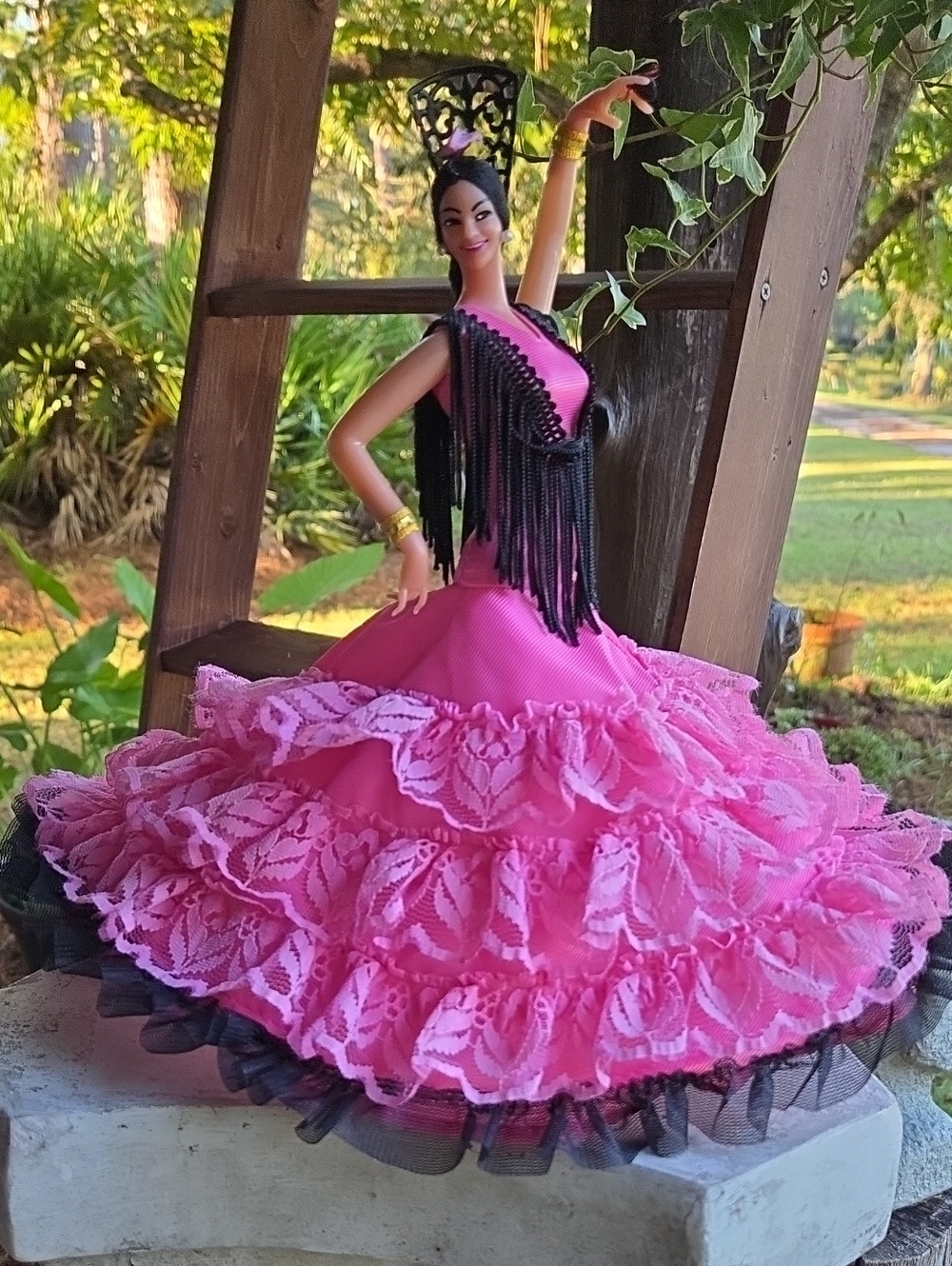 Marin Chiclana Vintage Flamenco Doll On Stand Pink And Black Dress
